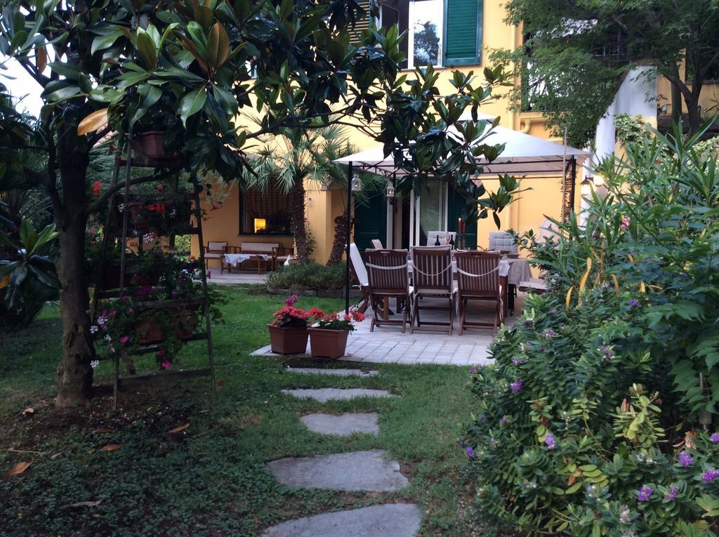 L'Acacia B&B П'єтра-Лігуре Екстер'єр фото